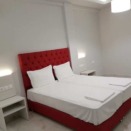 Enjoy Lichnos Bay Village, Camping, Hotel And Apartments Parga Bagian luar foto