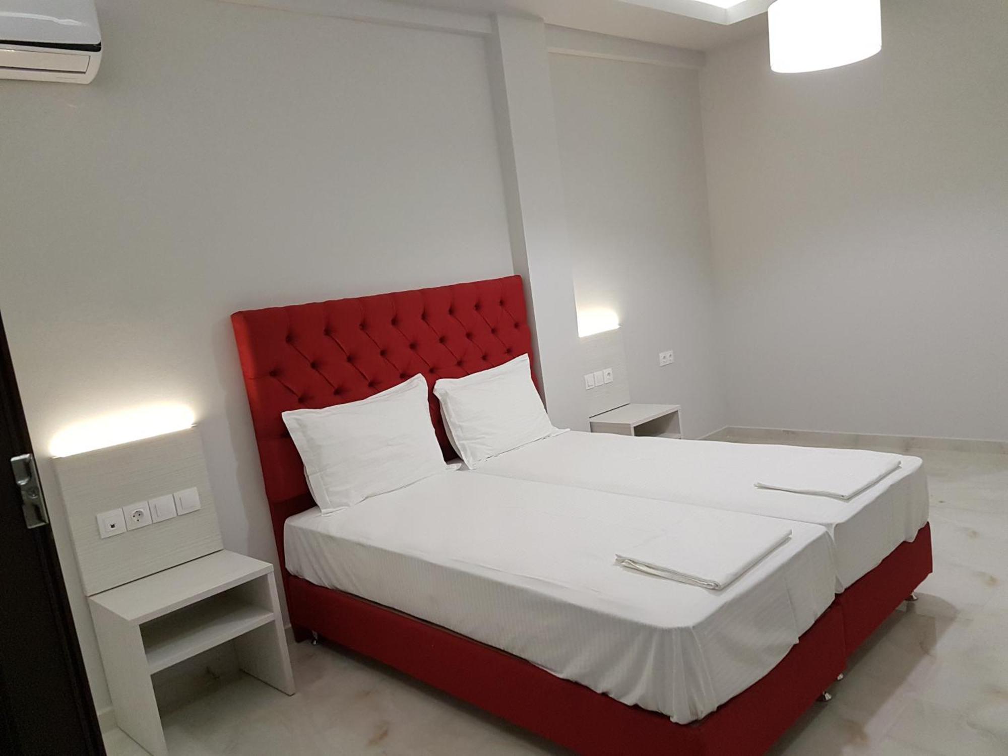 Enjoy Lichnos Bay Village, Camping, Hotel And Apartments Parga Bagian luar foto